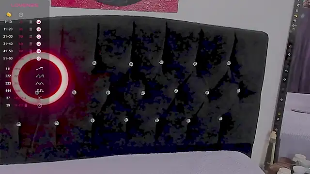 Snapshot of Lips_SaraSofia2 chatting on October 24, 10:25 am Lips SaraSofia2 online show from October 24, 10:25 am