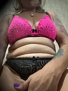 Snapshot of loiracps chatting on September 15, 7:03 pm loiracps online show from September 15, 7:03 pm