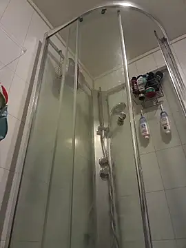 Snapshot of Machoviking1 chatting on September 13, 11:43 am Machoviking1 online show from September 13, 11:43 am