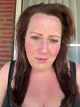 xsexycurvymilf online show from March 7, 12:12 pm