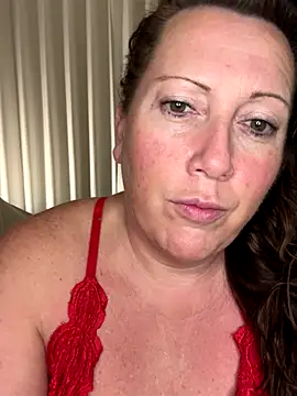 xsexycurvymilf online show from November 10, 3:17 pm