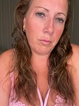 xsexycurvymilf online show from July 8, 2:07 pm