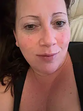 xsexycurvymilf online show from March 5, 6:44 am