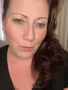 xsexycurvymilf online show from January 28, 2:42 pm