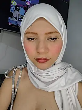 hanaa 18 online show from January 7, 11:10 pm