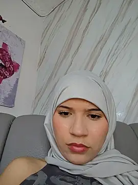 hanaa 18 online show from April 24, 9:39 pm