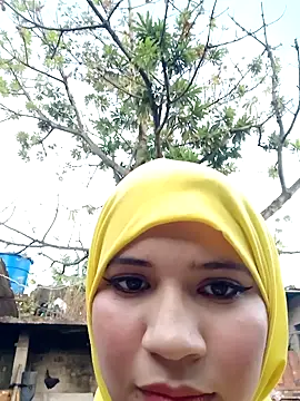 hanaa 18 online show from February 9, 10:43 pm