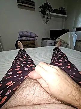 Snapshot of hotdog4you2 chatting on November 12, 7:23 am hotdog4you2 online show from November 12, 7:23 am