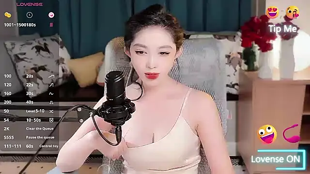 vyizh- online show from November 9, 1:37 pm