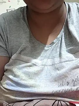 Snapshot of _Redwine_ chatting on March 18, 5:55 pm Redwine online show from March 18, 5:55 pm