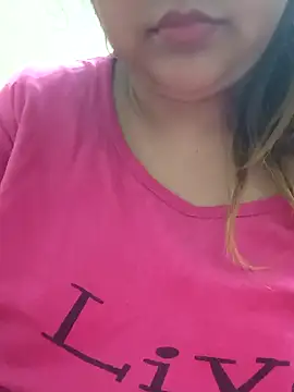 Snapshot of _Redwine_ chatting on March 8, 3:02 pm Redwine online show from March 8, 3:02 pm