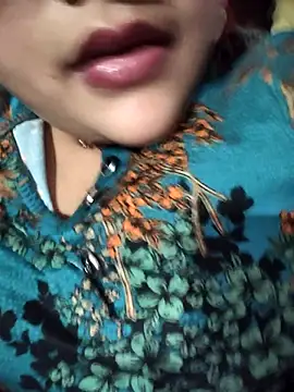 Snapshot of _Redwine_ chatting on March 11, 5:46 pm Redwine online show from March 11, 5:46 pm