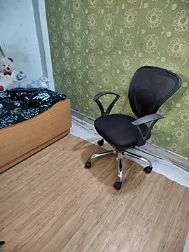 Snapshot of _Redwine_ chatting on November 21, 4:55 am Redwine online show from November 21, 4:55 am