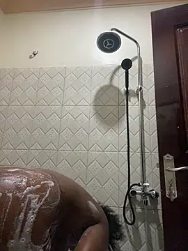 Snapshot of Dellah26 chatting on November 16, 7:46 am Dellah26 online show from November 16, 7:46 am