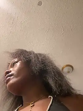 Dellah26 online show from February 8, 5:38 am