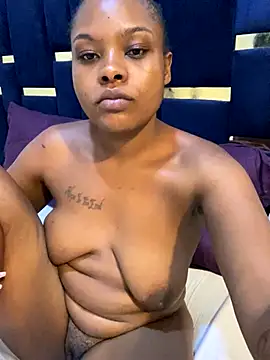 Snapshot of Dellah26 chatting on November 8, 7:28 pm Dellah26 online show from November 8, 7:28 pm