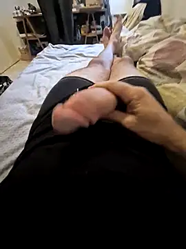 Snapshot of MarkBigDick35 chatting on June 4, 5:45 am MarkBigDick35 online show from June 4, 5:45 am