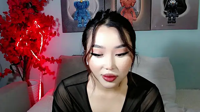 Snapshot of ichiben chatting on November 8, 12:47 am ichiben online show from November 8, 12:47 am