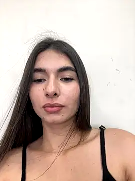 Coralinee 01 online show from October 30, 3:42 pm