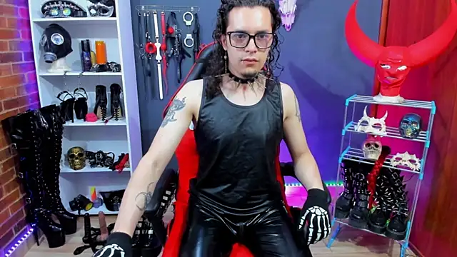 daven56 online show from March 12, 5:28 pm