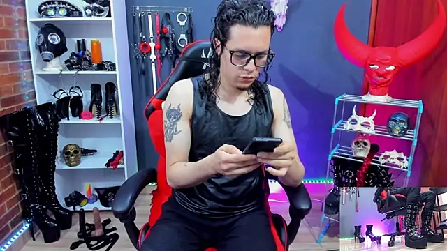 daven56 online show from March 13, 2:33 pm