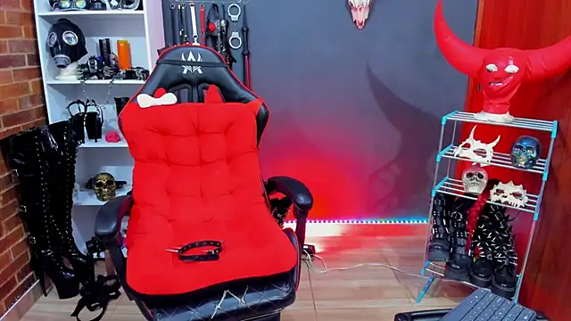 daven56 online show from March 22, 2:29 pm