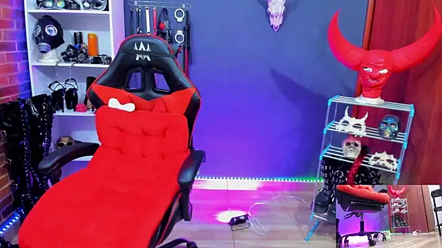 daven56 online show from March 16, 12:42 pm