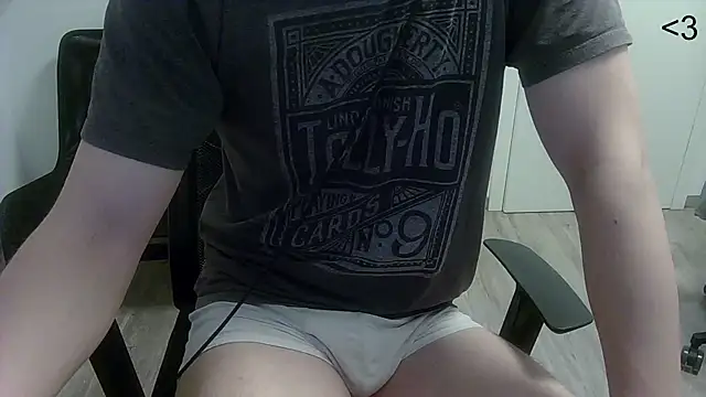 Snapshot of Bonkoleus chatting on February 4, 5:55 pm Bonkoleus online show from February 4, 5:55 pm