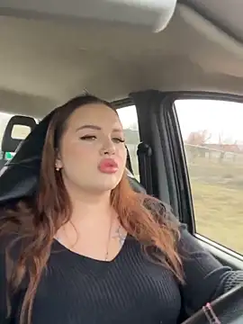 Snapshot of leila_beayte_ chatting on March 15, 12:34 pm leila beayte online show from March 15, 12:34 pm