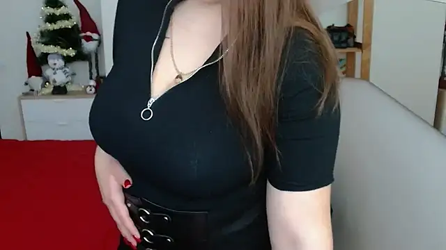 Snapshot of leila_beayte_ chatting on February 24, 7:22 am leila beayte online show from February 24, 7:22 am