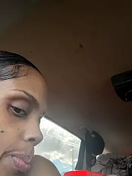 Your Going2Luv Me online show from October 8, 8:20 pm