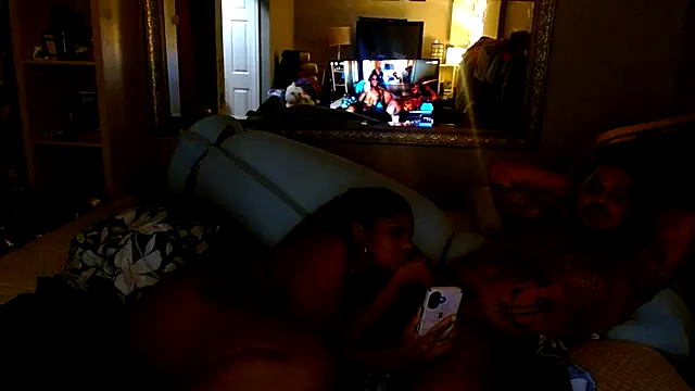 Your Going2Luv Me online show from December 19, 10:13 am