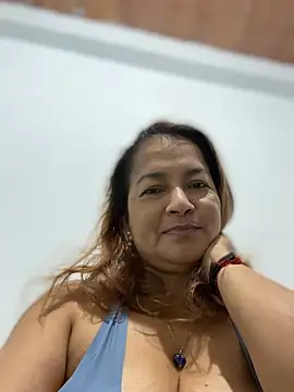 Snapshot of Jlo_69 chatting on May 26, 3:04 am Jlo 69 online show from May 26, 3:04 am