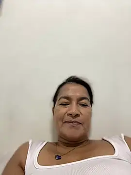 Snapshot of Jlo_69 chatting on May 23, 8:52 pm Jlo 69 online show from May 23, 8:52 pm