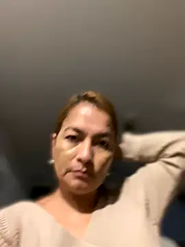 Snapshot of Jlo_69 chatting on October 11, 11:28 pm Jlo 69 online show from October 11, 11:28 pm
