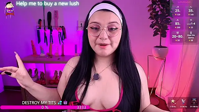 catha cat online show from April 6, 5:14 pm