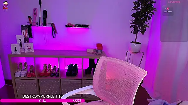 catha cat online show from March 18, 5:14 pm