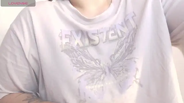 Amara18  online show from April 11, 6:22 pm