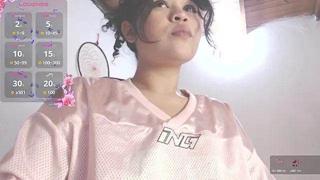 Amara18  online show from November 10, 4:23 pm