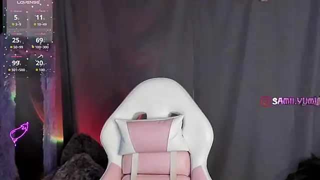 Snapshot of sami_monroe chatting on February 5, 12:23 pm sami monroe online show from February 5, 12:23 pm