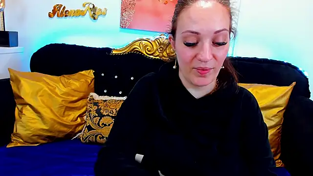 VanessaSquirtt online show from May 18, 8:13 pm