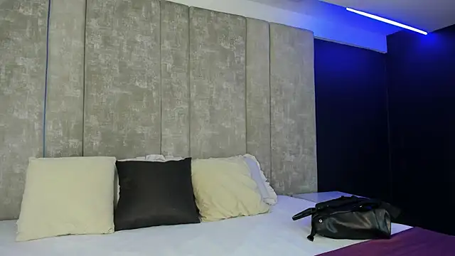 Amareto  online show from April 14, 9:25 am