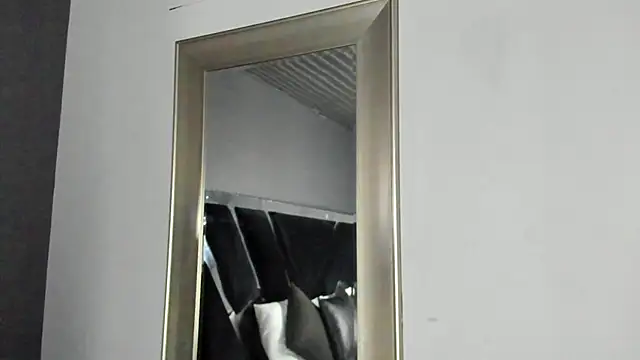 Amareto  online show from April 5, 10:11 am