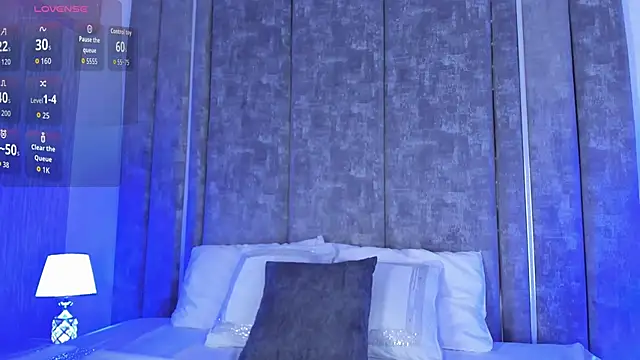 Amareto  online show from October 20, 11:00 am