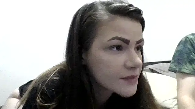 Snapshot of linsnextdoor26 chatting on October 17, 5:00 am linsnextdoor26 online show from October 17, 5:00 am