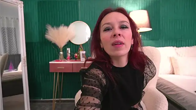 Snapshot of HaileyMoonn chatting on January 10, 4:08 am HaileyMoonn online show from January 10, 4:08 am