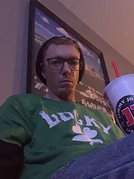 BlockedTraitor online show from March 17, 12:57 am