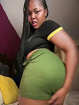 SSEXYBUBBLEBUTT101 online show from February 14, 6:52 pm