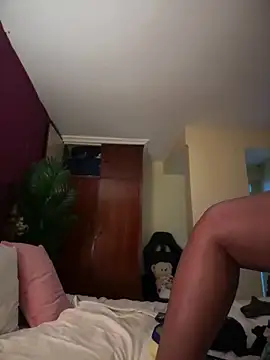 SSEXYBUBBLEBUTT101 online show from February 12, 4:18 pm