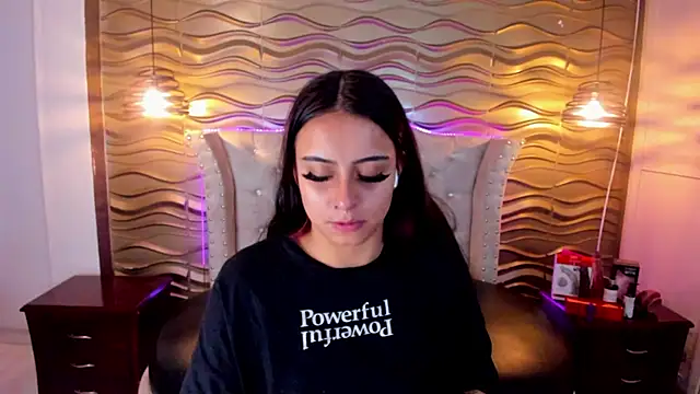 Andreita Jones online show from September 9, 11:30 am